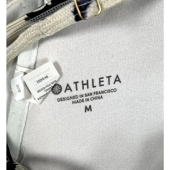 Athleta Bikini Swim top Medium - Picture 4 of 5